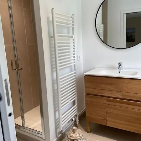 Вилла D'architecte 4/9 Personnes Proche Mer Нёфшатель-Ардло